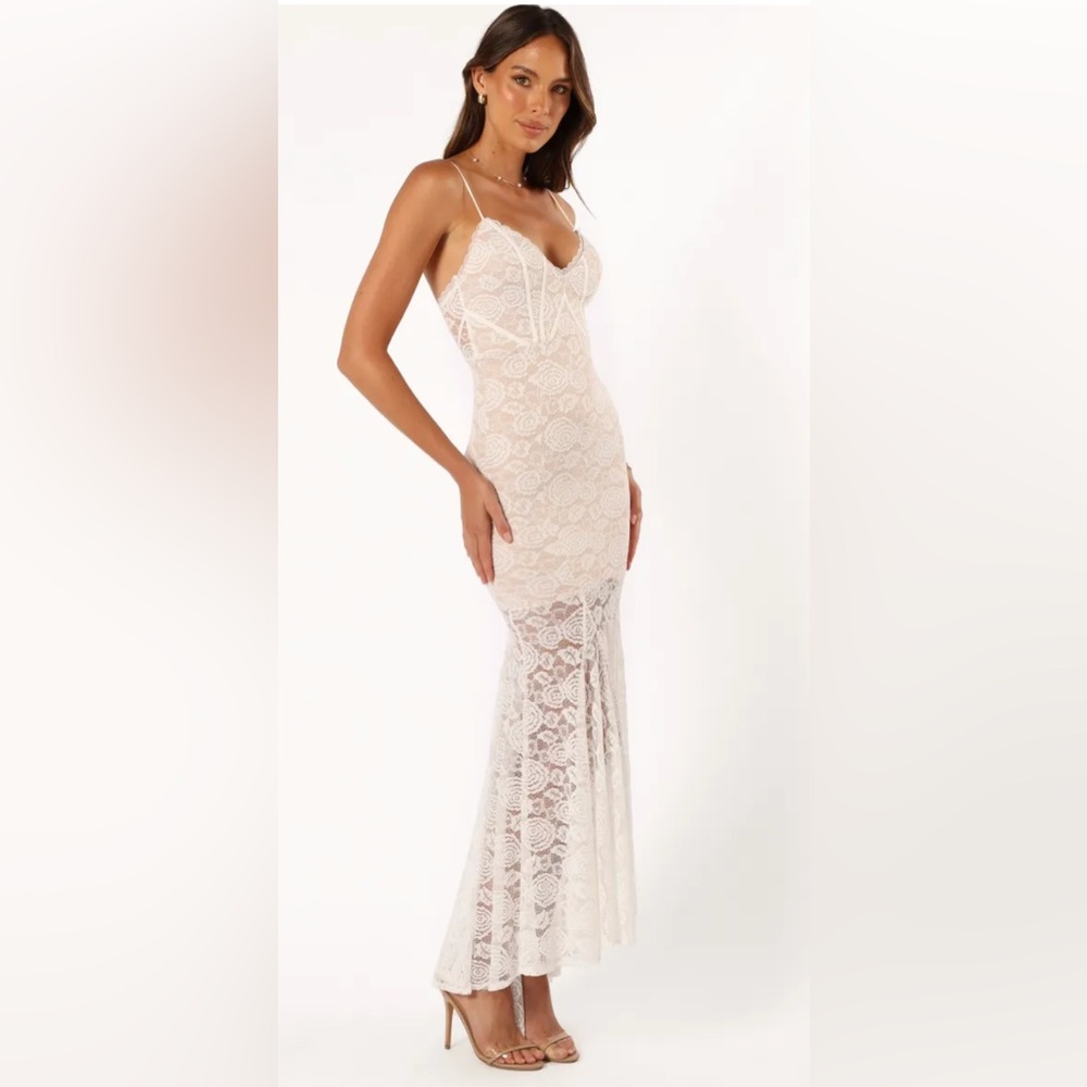 NWT Selfie Leslie lace overlay dress small - Picture 6 of 10